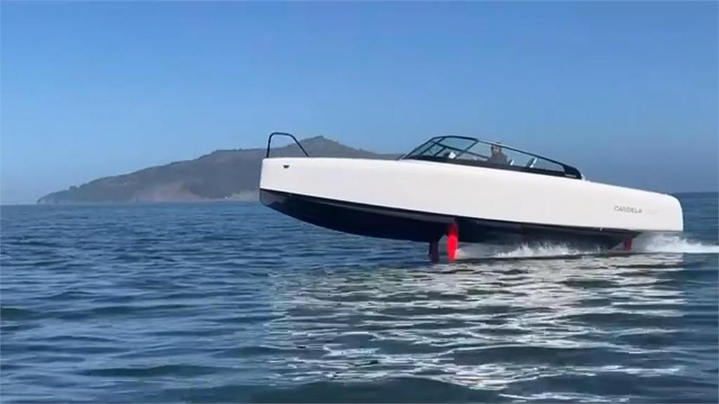 「水上特斯拉」售價僅燃油船1/10　新創公司推出電動水翼船