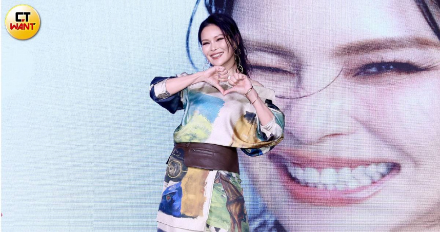 周蕙84歲母裝人工膝關節近況曝光 鬆口交往「小鮮肉」條件