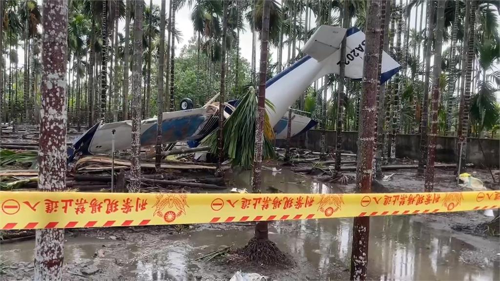 「輕航機」迫降檳榔園　幸2人僅擦傷送醫無大礙