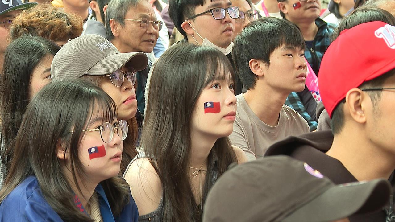 台灣隊首戰0:3飲恨吞敗 球迷:還有機會 明日再戰