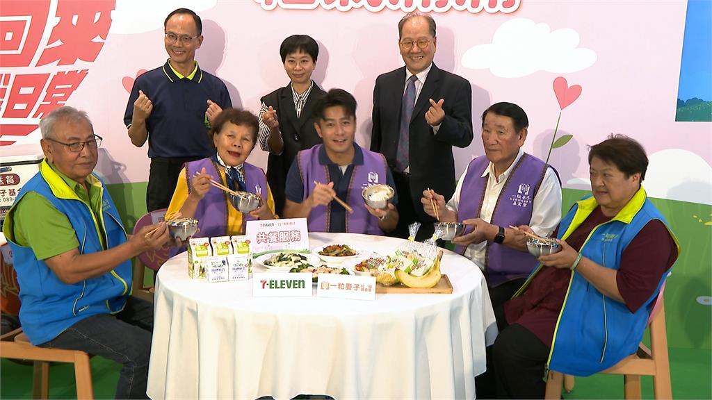 一粒麥子「好好吃飯」計畫　郭彥均當送餐員關懷獨居長者