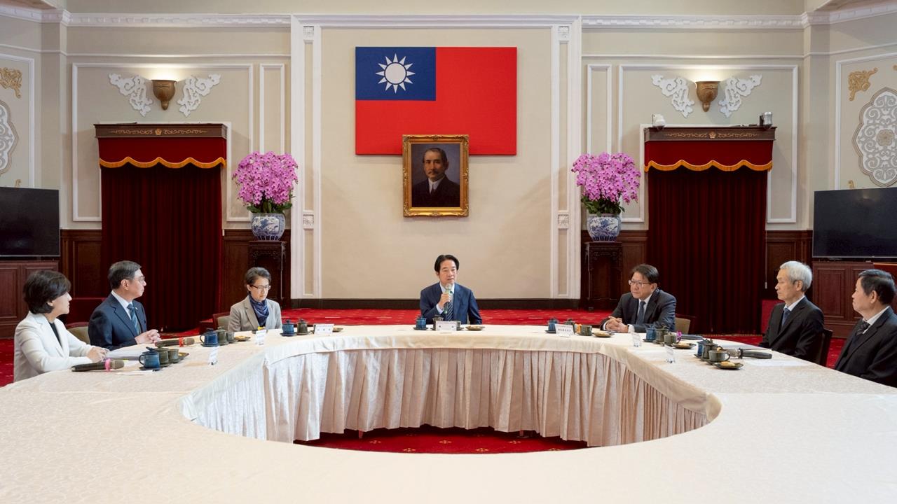 快新聞/韓國瑜沒來!「國政茶敘」如期進行 賴總統重申合憲、院際溝通