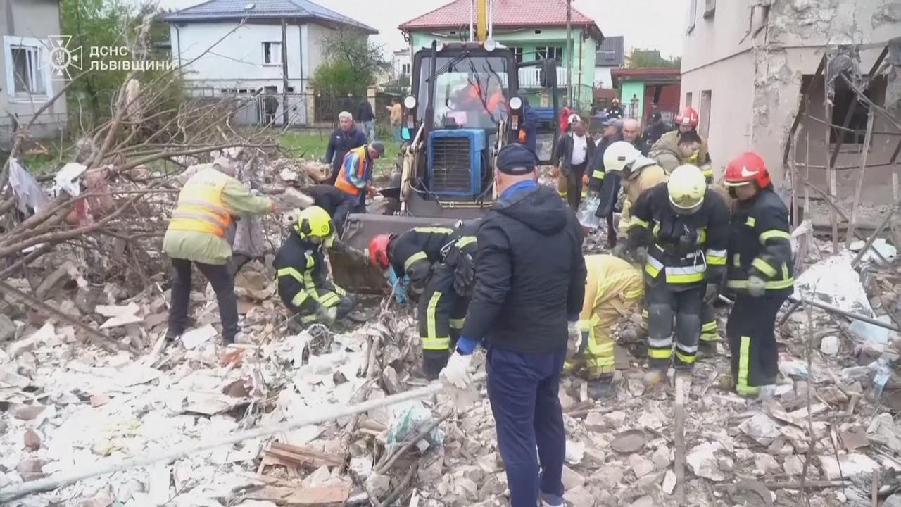 俄又猛轟烏！出動500架無人機、逾40枚飛彈　利維夫與札波羅熱5人喪命