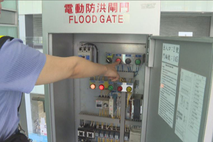 面對首颱第一戰 機捷渾身解數應對