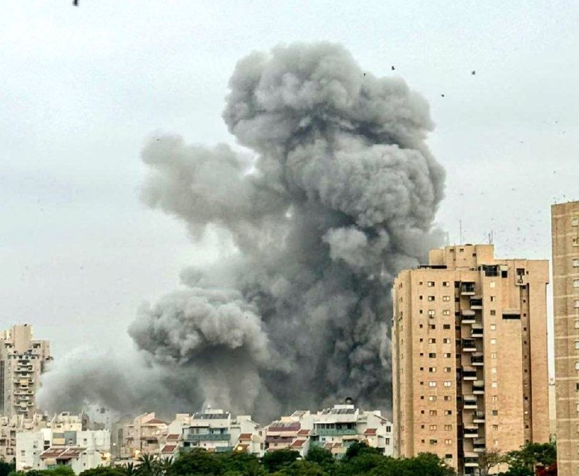 快新聞／以色列空襲警報大響　伊朗朝中、南部地區發射飛彈