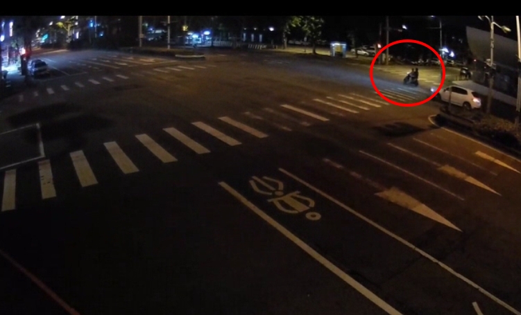 悲劇！母騎車載送醫　後座兒子摔車頭部重擊送醫不治