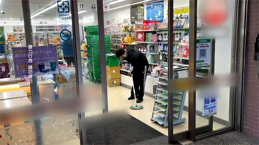 超商店員要求戴口罩　男不滿竟持刀偷襲行凶