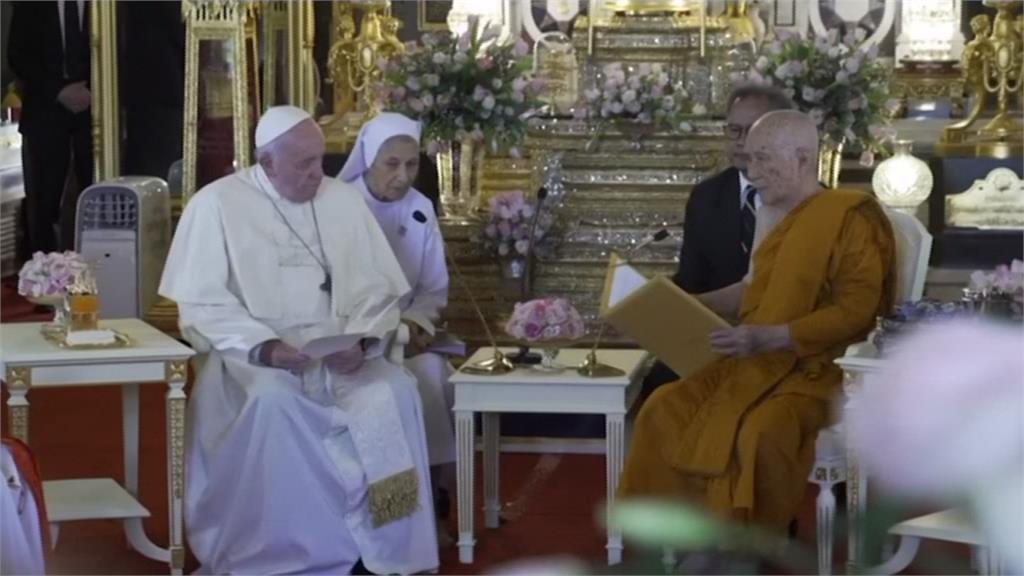 教宗任內第5度亞洲行 抵泰國與5萬人共彌撒