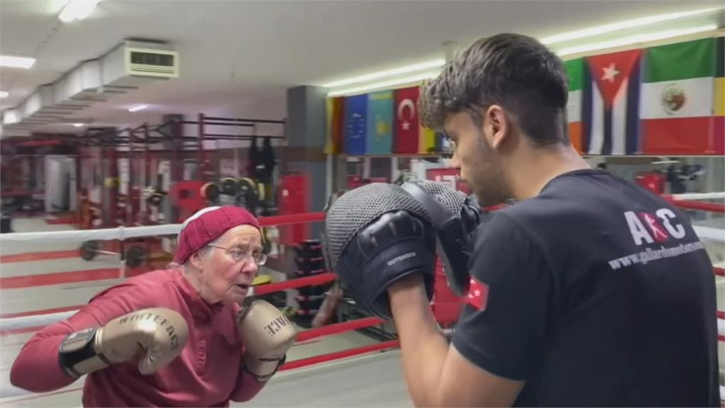 75歲「拳擊阿嬤」 以運動對抗帕金森氏症