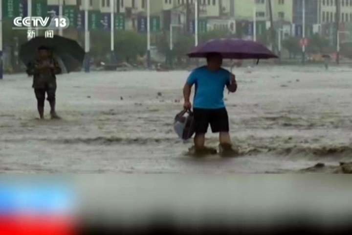暴雨侵襲中國吉林 水淹一層樓高