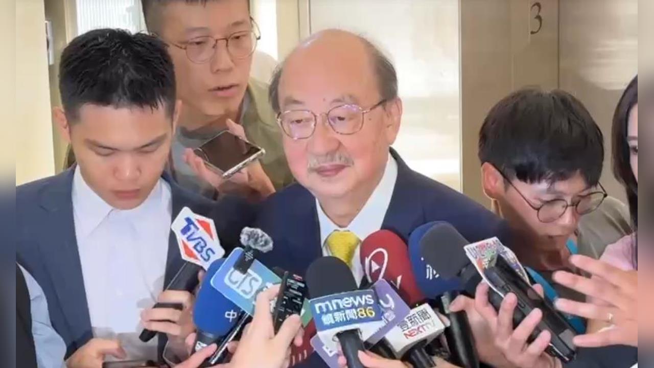 快新聞／黨團要求「改選總召」呼聲高！　柯建銘露面淡回「這句話」