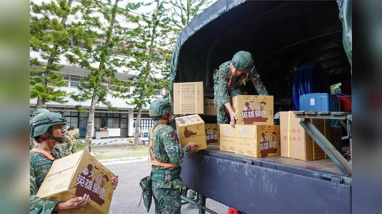快新聞／役男快看！「利用暑假服完兵役」機會來了　申請時間、資格全曝光