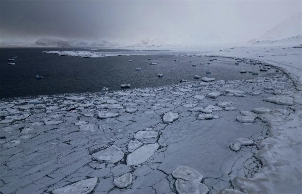 想看北極流冰要趁早！　南韓報告估計「2030年」消失