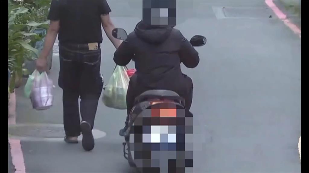 買完菜遇飛車賊！　嫌犯搶脖上「金項鍊」騎贓車往北市逃逸