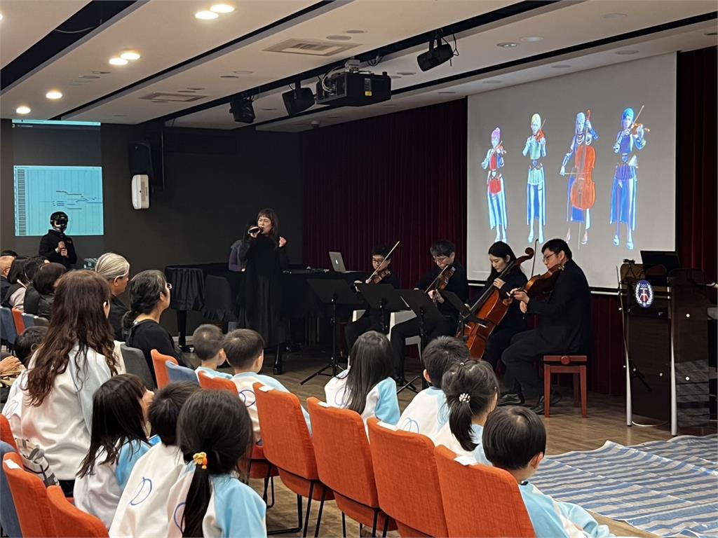 中原大學AI結合5G技術　鍾肇政「現聲」唱魯冰花