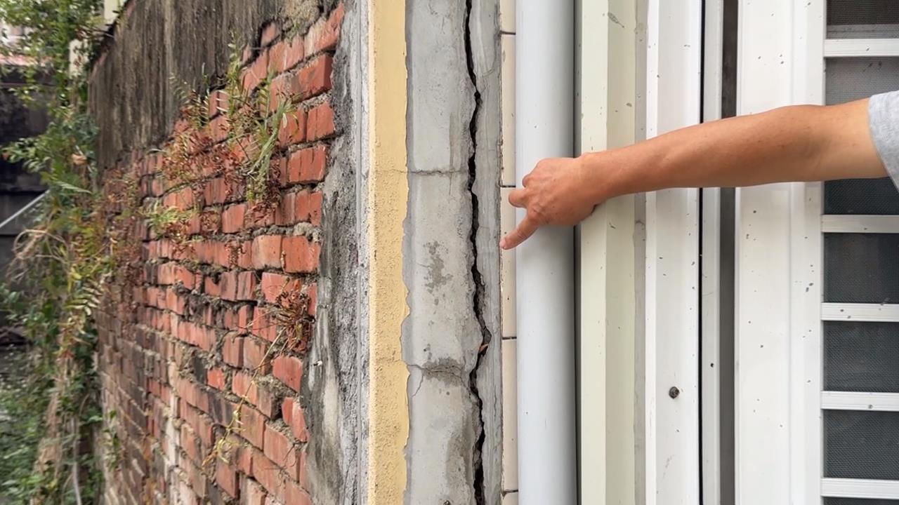 誇張！ 疑新建案施工肇禍　南投10多戶住家龜裂