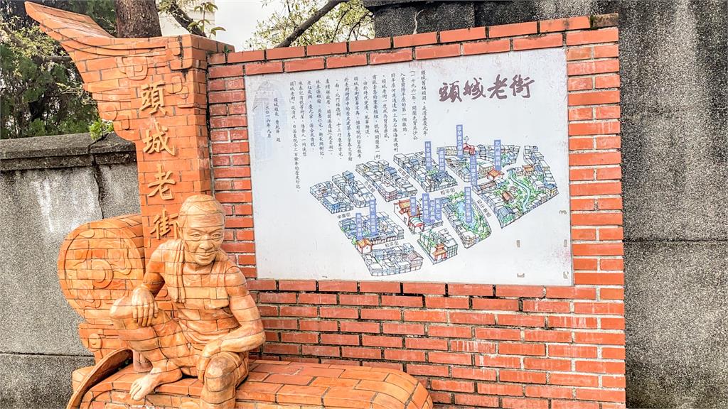 台灣趴趴走／頭城老街再造鋪「壓艙石」　用3D立體彩繪、紅磚人像吸人潮