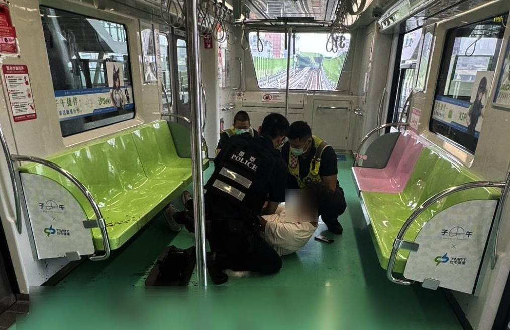 快新聞／20歲男「殺紅眼」中捷揮刀　親友曝「犯案動機」
