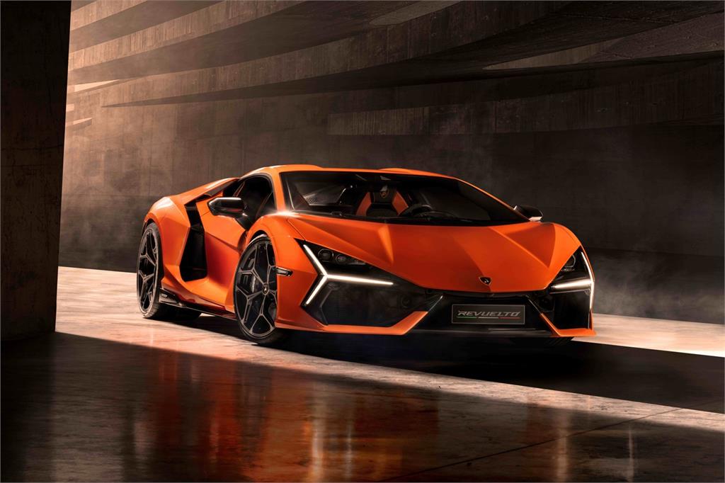 普利司攜手 Lamborghini 推全球首款油電混合超跑輪胎