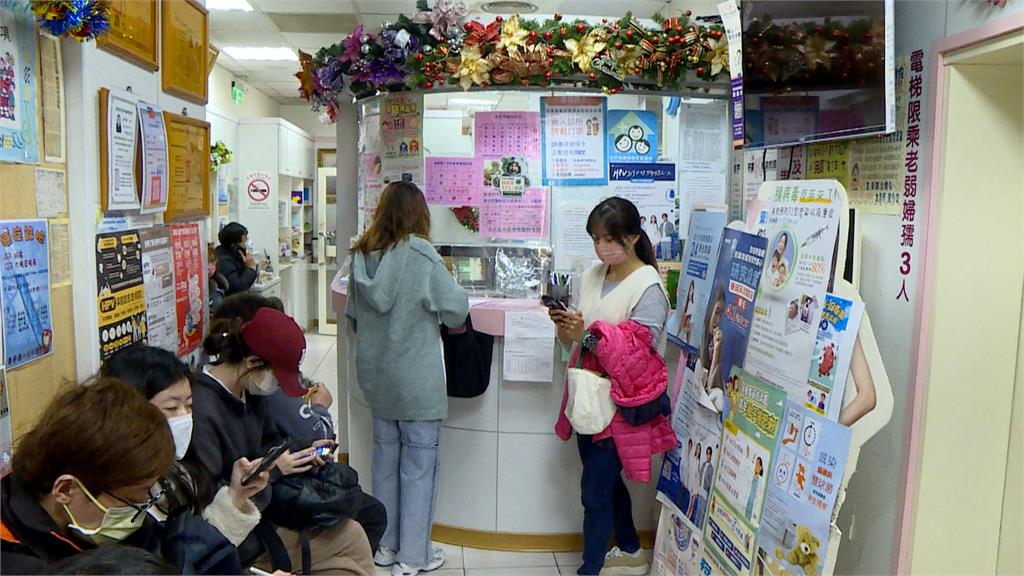 年後好多人生病！他衝耳鼻喉科「竟等100多號」進診間傻了：醫師明顯疲態