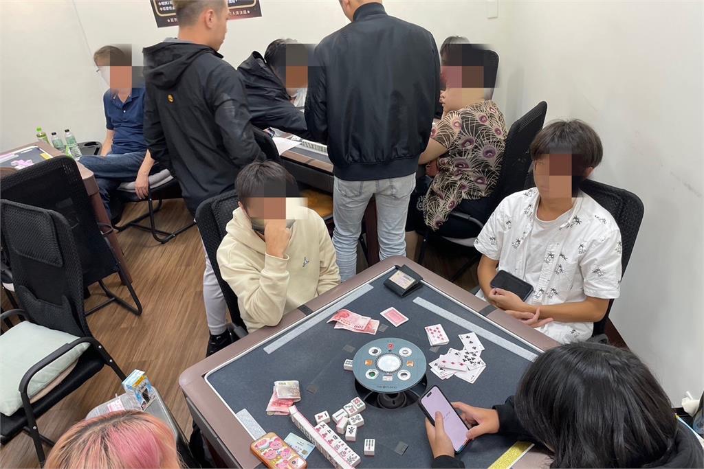 快新聞／板橋「棋牌館」涉嫌麻將賭博　警方昨晚收網逮人