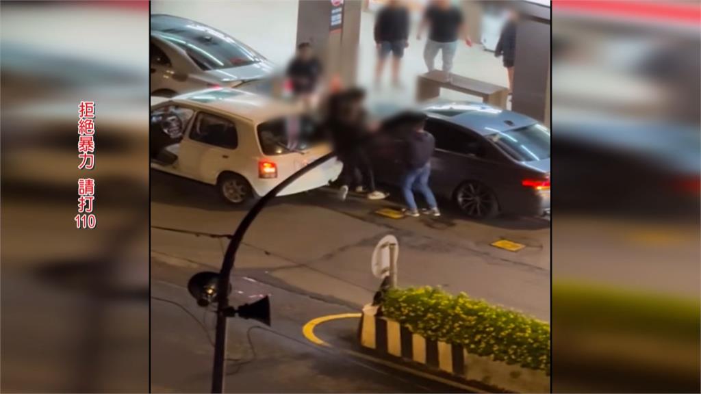 欠20萬工程款未還！　男子遭3人當街痛毆擄走