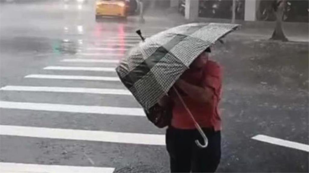 春雨狂灌北台灣!第2波鋒面「這1天」再報到 粉專:雷雨炸全台