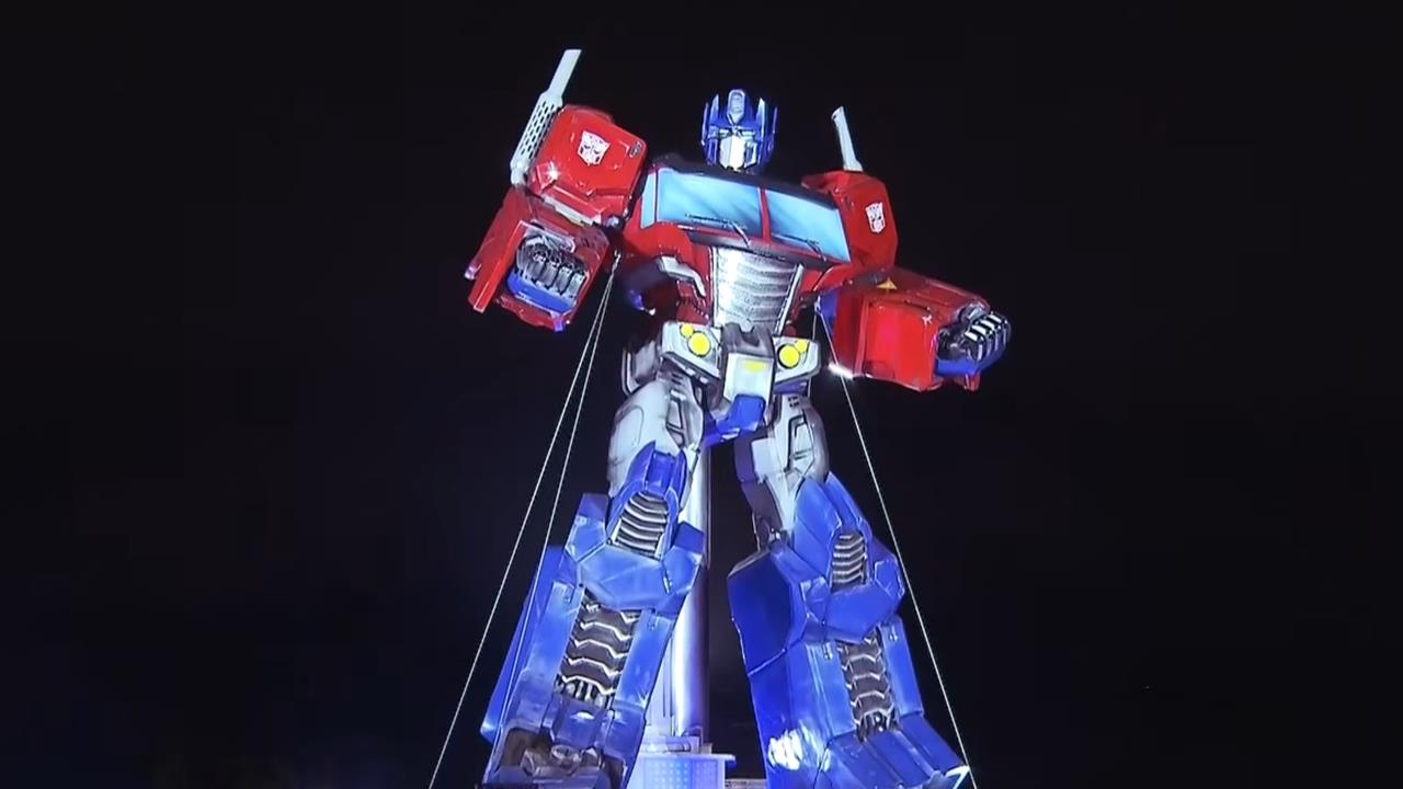 台北燈節主持人高喊：這裡是上海！遭民眾反嗆「是台灣」觀傳局急回應