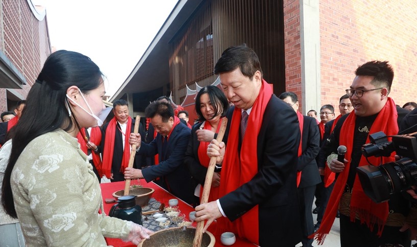 快新聞／陳玉珍砍完預算跑廈門和宋濤迎新春　許淑華發問：請問這行為怎麼稱呼？