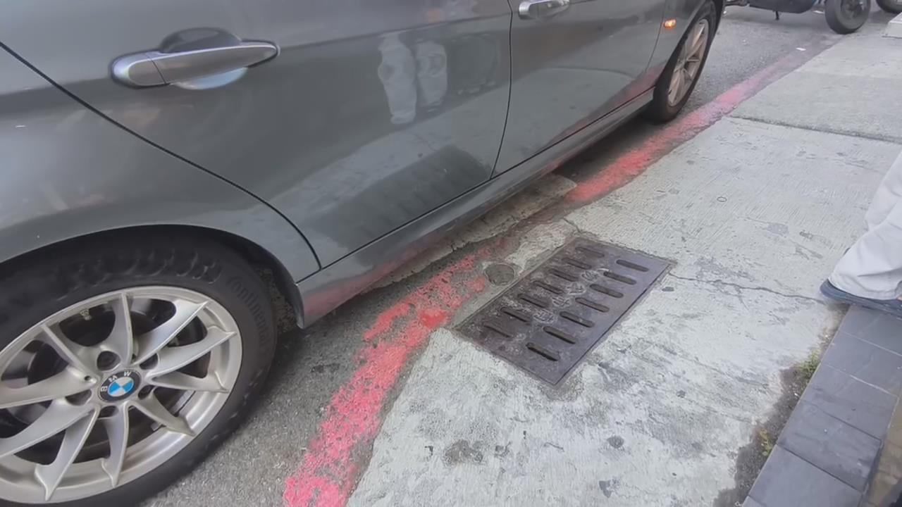 男砍傷女警案! 街道小吃.生活百貨林立 成違停檢舉熱點