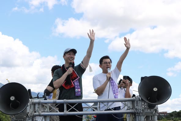 快新聞/「護國大遶境」第二天車掃! 卓冠廷曝:這些業者都不挺傅崐萁了