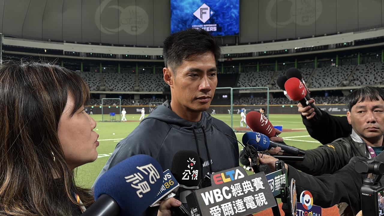 經典賽(影)／讚「費仔」揮棒很有力！陳偉殷親自餵球10分鐘就爆汗笑：變胖的徵兆