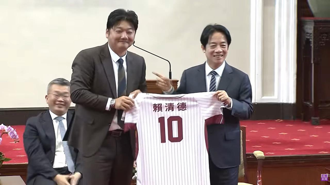接見樂天桃猿特別點名「他」 獅迷賴總統坦言「心裡不太爽」