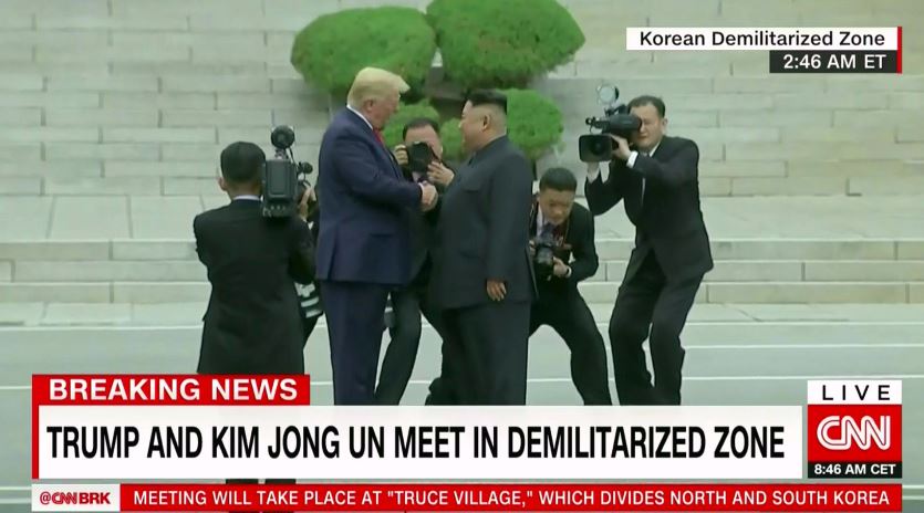 川普跨越38度線握手金正恩！成美國首位踏入北朝鮮領土總統