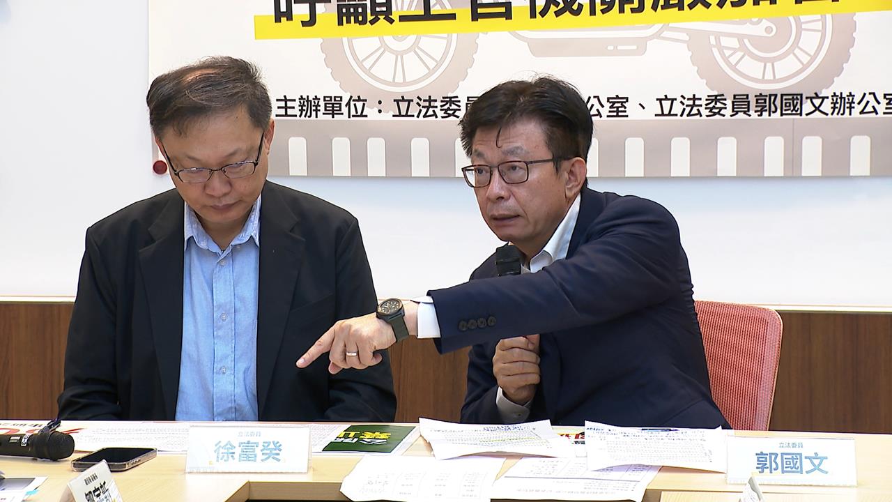 微電車少年事故三年暴增74%！　綠委轟亂象多籲加嚴納管