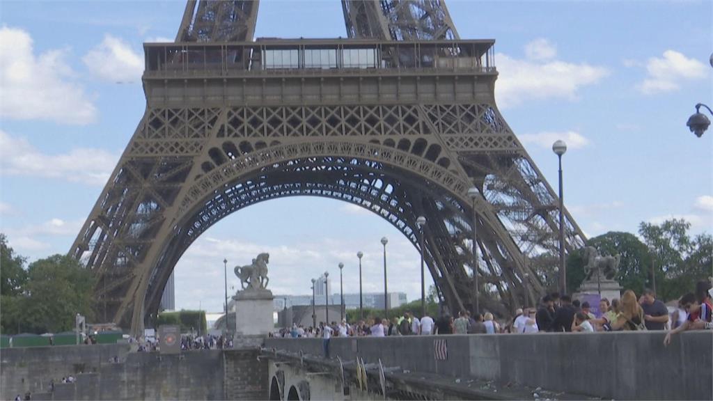 巴黎鐵塔驚傳「詐」彈！　當局緊急疏散遊客