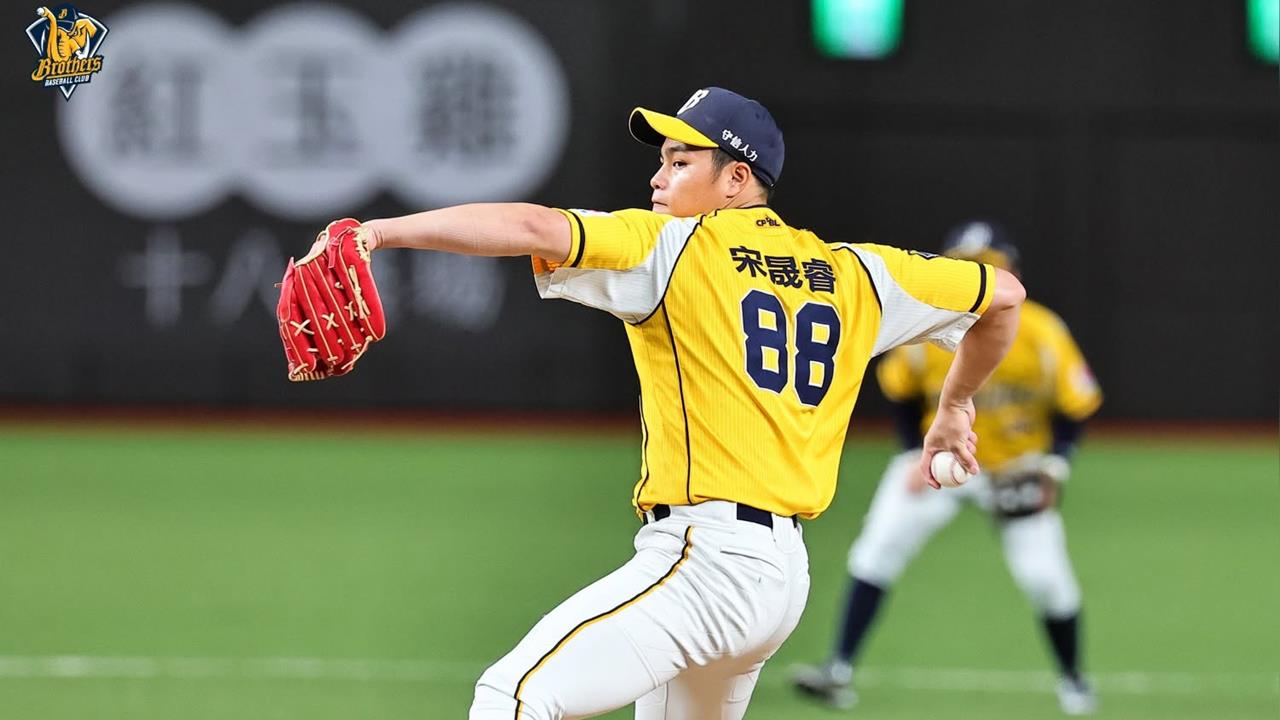 中職(影)／宋晟睿擦亮「野手速球王」招牌！登板飆153公里火球曾豪駒驚呼：很嚇人