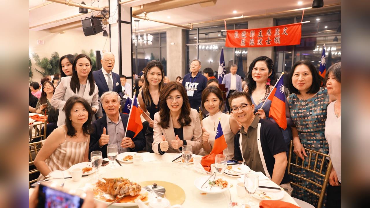 快新聞/多重身分遭起底!鄭麗文同桌驚現「神秘人」 她曝跟「這組織」有關