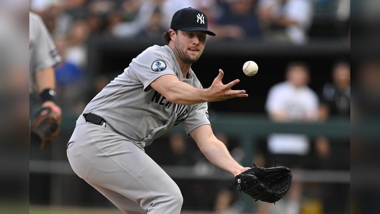MLB(影)／柯爾怒嗆主審上演「美式足球判決」！先搞笑、再發飆交出6局無失分好投