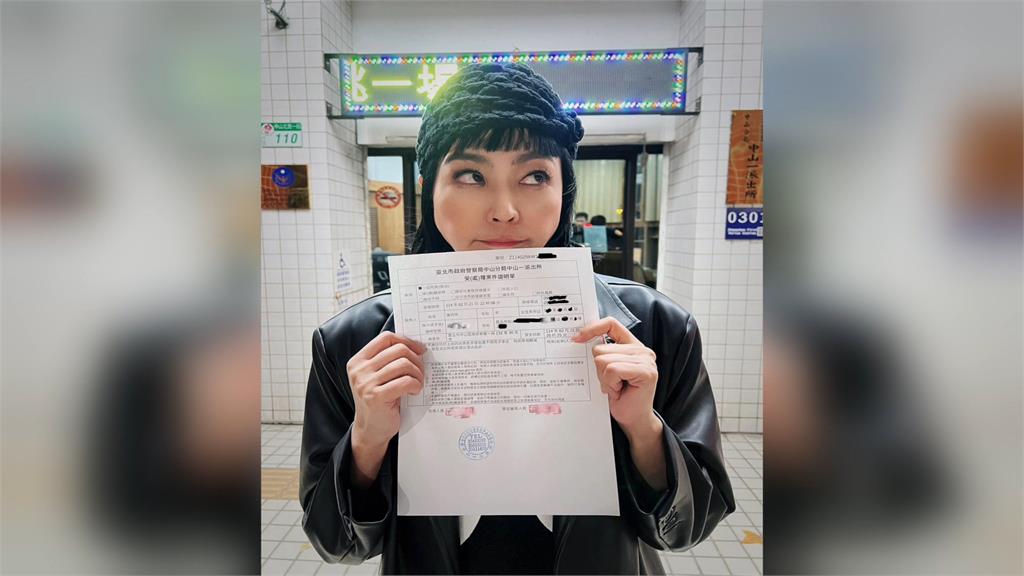 女星唐玲拍片包被偷！　萬元現金、攝影器材全沒了