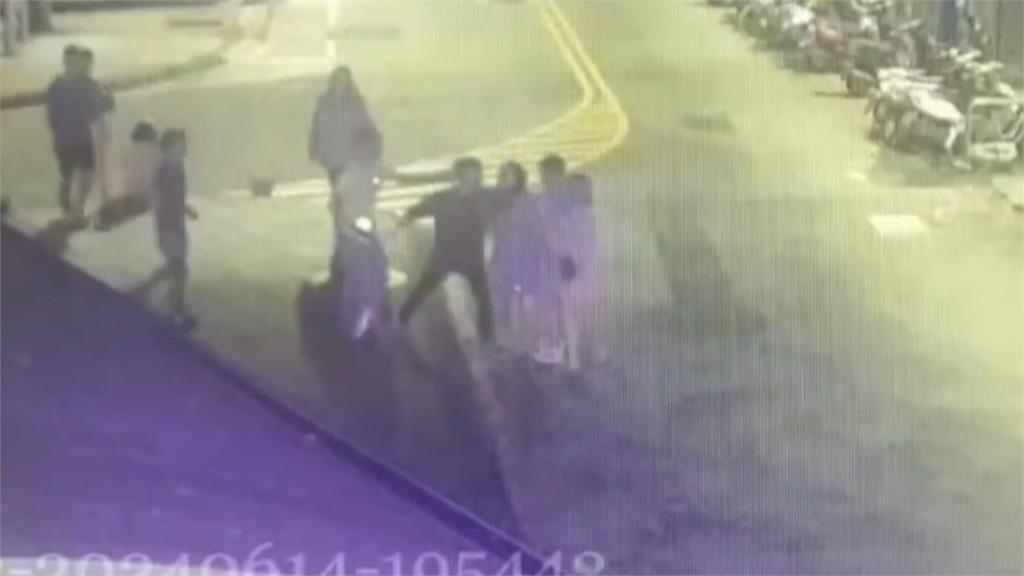 3男酒醉「心情不好」圍毆路人　失控嗆警還試圖攻擊遭送辦