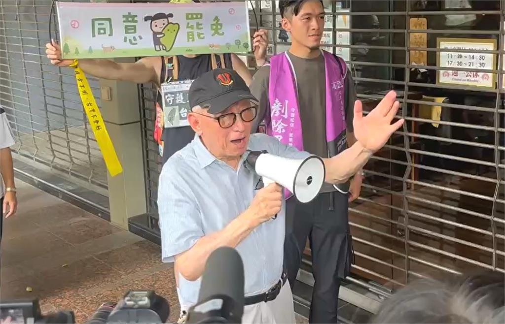 快新聞／魔法口號！曹興誠曝驚人效果　王鴻薇生日願望竟喊「大罷免大成功」