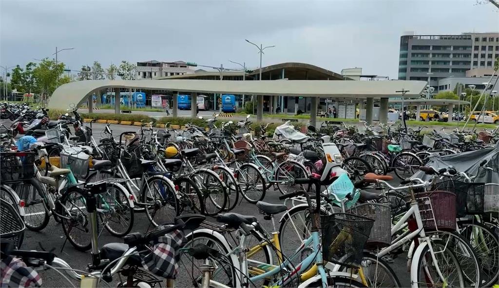 "免費"自行車停放區遭長期佔位　　宜縣府公告：一個月銷毀