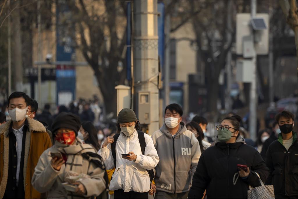 兩強人口將逆轉？　智庫：33年內中國出生數將被美國超越