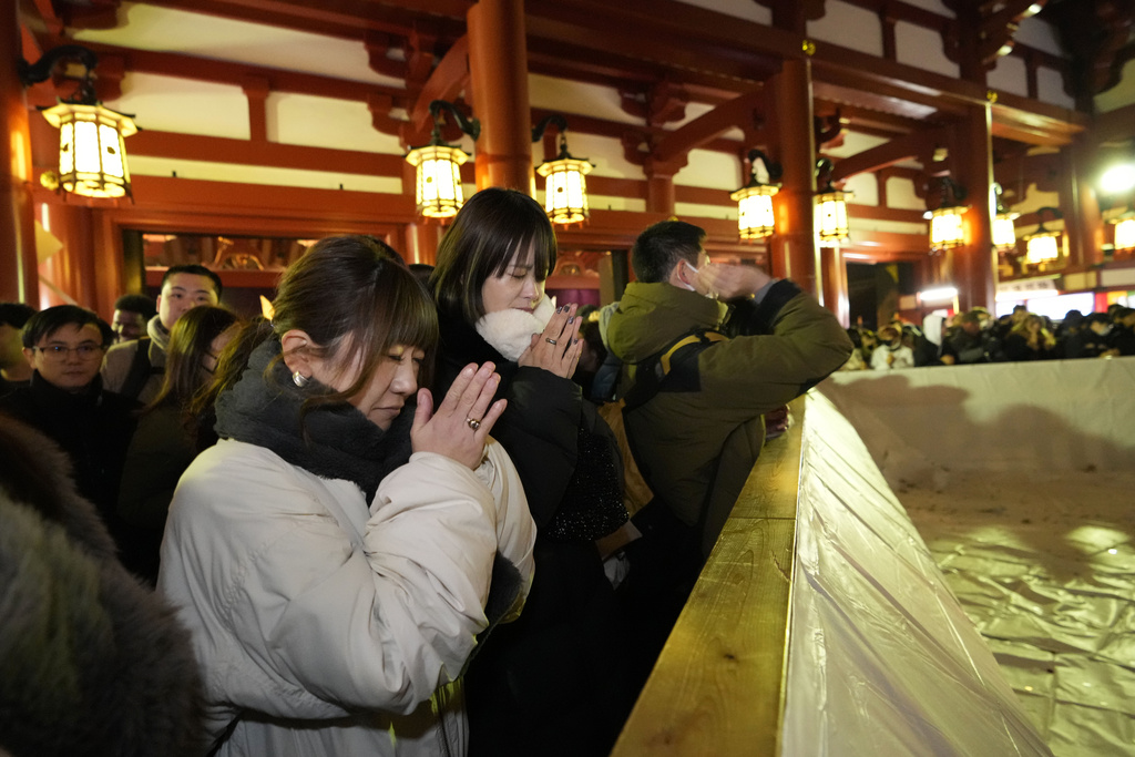 日本奈良長谷寺　撞鐘儀式迎新年