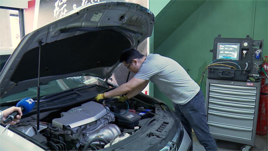 汽車保養闖出頭 台大機工所畢業生創業當「黑手」