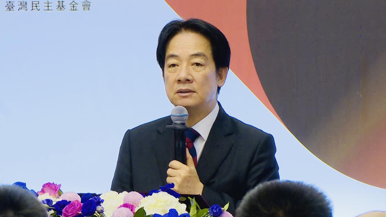 快新聞/台灣旅客遇青森強震「護電視」爆紅 賴清德大讚:穩定表現非常好