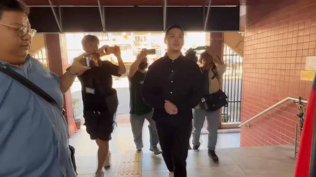 被中共懸賞百萬通緝 閩南狼赴警局自首「看台灣警察抓不抓我」