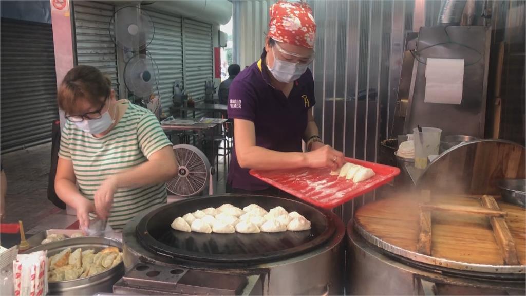 南投竹山排隊名店　大煎餃內餡飽滿、外皮酥脆