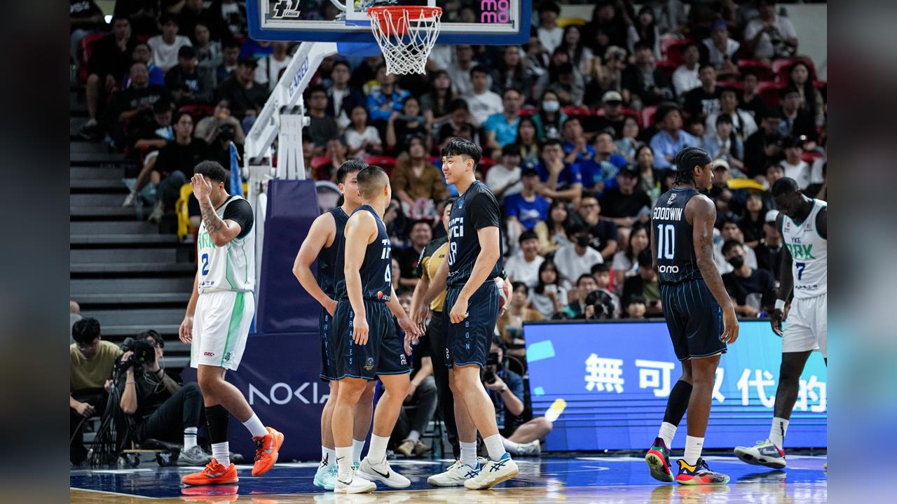 PLG(影)/勇士狂砍21記3分球 得分破紀錄轟垮洋基工程奪新賽季首勝